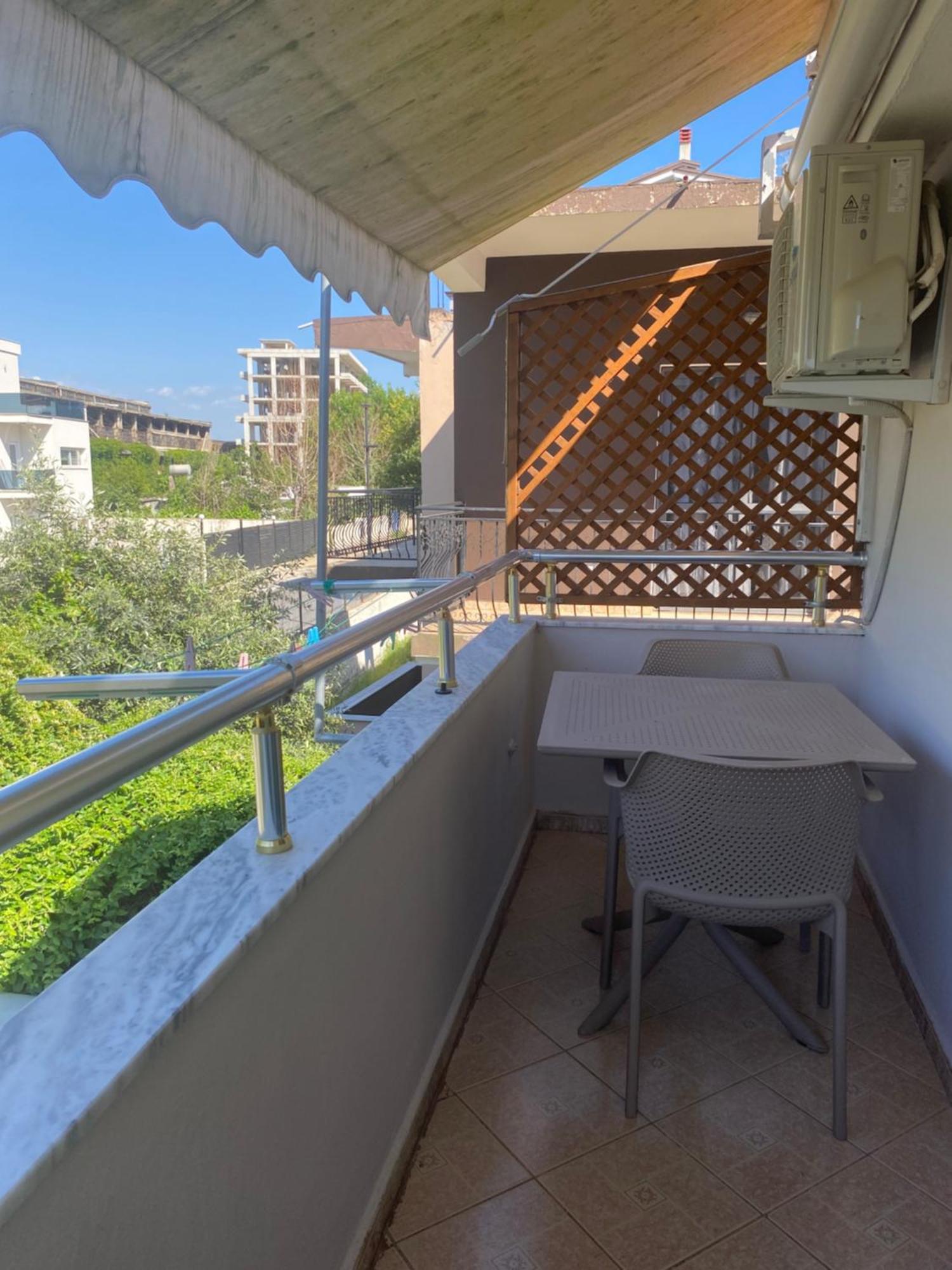Vila M Vera Rooms With Kitchen And Apartments Durres Exterior photo
